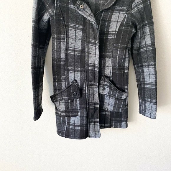 Madden Girl Black And Gray Plaid Fuzzy Fleece Trim - Picture 3 of 7